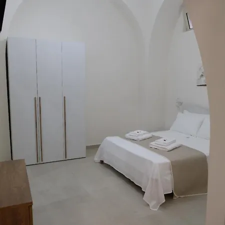 펜션 Casa La Farfalla 팔라쫄로 아크레이데