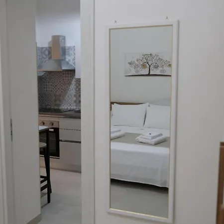 Casa La Farfalla بالاتسولو أكريدي